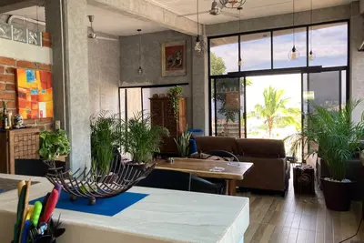 Image de Creative Loft with Ocean View!