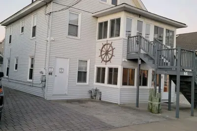 Image de Off Season rental! (min stay 30 days)