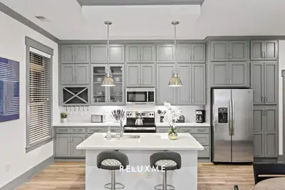 Image de Reluxme | SouthPark 2br w/King Beds, Premium A