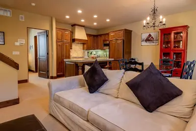 Image de Deer Run Townhome 145a - Luxury Townhome in River Run with Central Air
