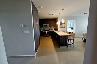 Image de A view of paradise right outside the door!