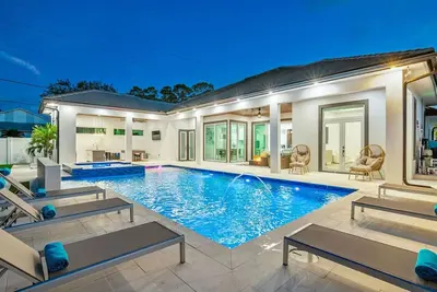 Image de Blue Diamond Beach Home