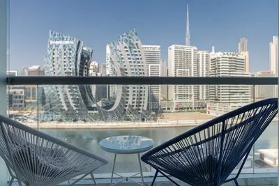 Image de Luxury stay in the heart of the city near Dubai Mall and close to Trade Center.