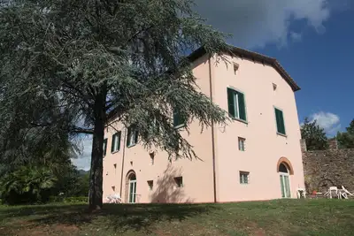 Image de Apartment Luisa, private entrance, Villa Torre degli Onesti - 1 of 11 Apartments