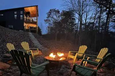 Image de Wild Turkey Overlook • Secluded & Brand New!