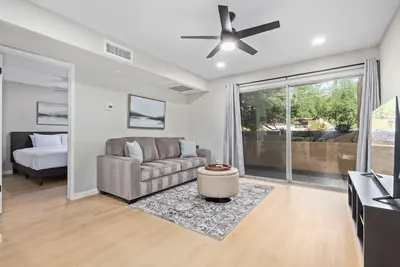 Image de Vibrant 1 bedroom Condo In Scottsdale