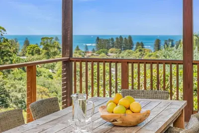 Image de El Nido - showcasing magical views of Newport Beach