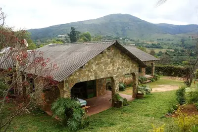 Charming and Serene Retreat:  The Stonehouse - Your Perfect Getaway!