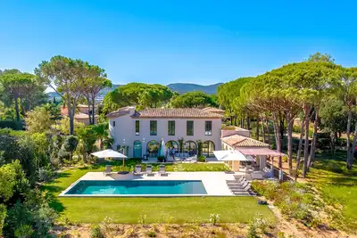 Image de Magnificient Villa totally renovated in 2023 with sea view and Saint Tropez