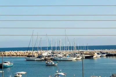 Image de Zygi Beach Marina Penthouse Flat