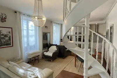 Image de Appartement duplex au cœur de Paris, dans Le Marais