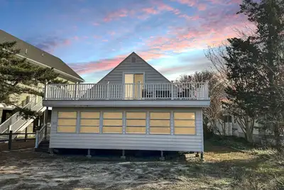 Captains Quarters Coastal Bliss in Broadkill Pet Friendly