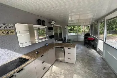 Image de Home Away From Home