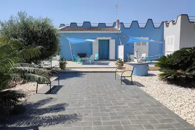 Image de Villa del Marinaio - apartment in villa with all amenities 10 min from the sea