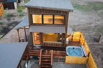 Image de #3 Zion Tiny Home-Grand Ranch-Mini Animal Farm-One of a Kind Farm Stay