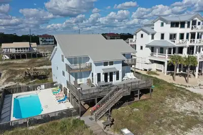 Image de Gulf front with private pool on the East End of St. George Island. Pet Friendly!