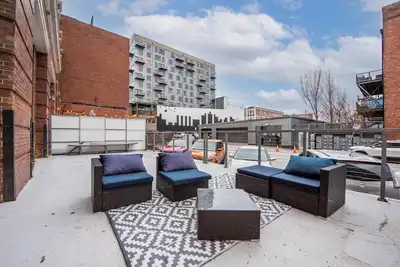Image de Luxury Historic Loft with Gym