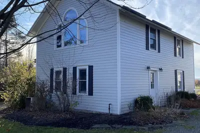 Cornell Golf Course Carriage House Apartment with Scenic Views in Ithaca, Ny