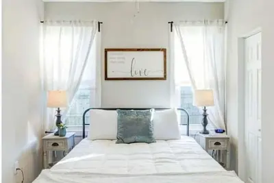 Image de Sweet Retreat! Cozy 2 Bed & Bath By the Beach