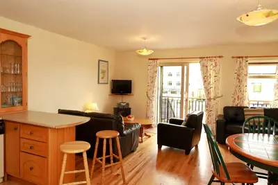 Image de Town House situated in the seaside village Salthill. \n
