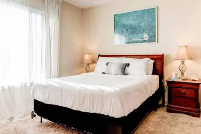 Image de The Seacrest ~ 2 Bed & Bath by the Beach!