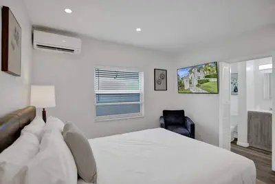 Image de Beach Isles: Modern Studio Apartment in Fort Lauderdale with Patio