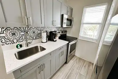 Image de Rustic Retreats: Beachy 1br for 4 guests in the heart of Fort Lauderdale