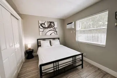 Image de Rustic Retreats: Beachy 1br in the heart of Fort Lauderdale