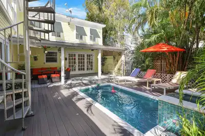 Image de Quaint Key West Getaway: Historic Knowles House w/Private Pool & Rooftop Deck