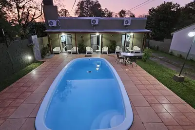 Image de Pieza Privada con Pileta en el Centro de Puerto Iguazú - 1