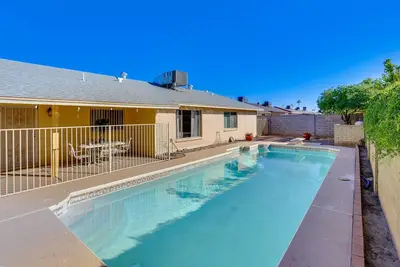 Image de Pool, Patio & Fireplace: Glendale Oasis!