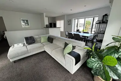 Image de Auckland City Cbd - walk to Spark Arena & Parnell from our spacious 3 bed home