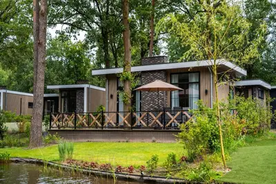 Image de Maison de vacances avec cheminée décorative