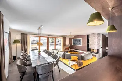 Image de Luxury Chalet on the slope [Ciasa Viola]