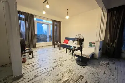 Image de Cozy 1-bedroom apartment with Ac and WiFi in the heart of garden city