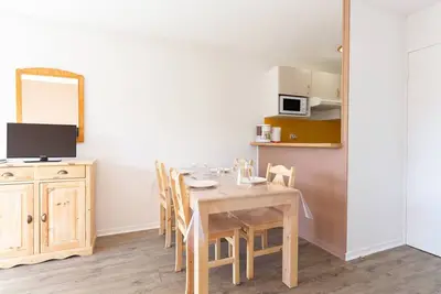 Image de Appartement rénové à Peyragudes, 6 pers, proche pistes, parking gratuit & avantages ski