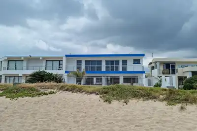 Image de Antilles On the Beach - sleeps 12 in 6 bedrooms