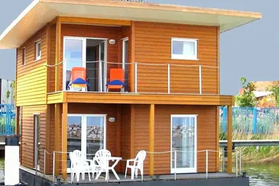 Image de Floating Houses - Komfortable Schwimmende Ferienhäuser im Barther Yachthafen