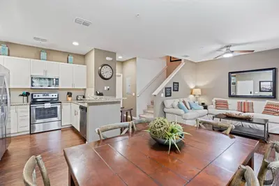 Image de Amazing 4bdr house near Disney