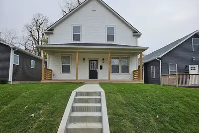 Image de New spacious 5br/4ba near Butler & Broad Ripple