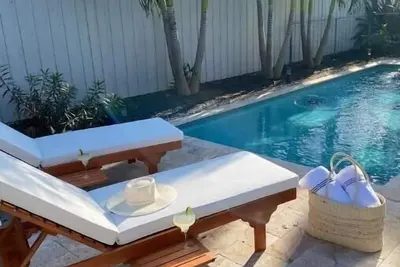 Image de •Zen Bungalow• Bright & Light 2 bedroom with pool