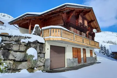 Le Pacheu - next to the skislopes of Les Crosets