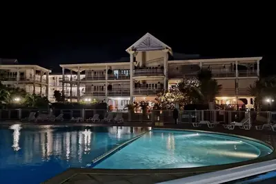 Image de Le Paradis de Sian\nGrand Studio de 43 m2 Avec Terrasse Deck et jardin
