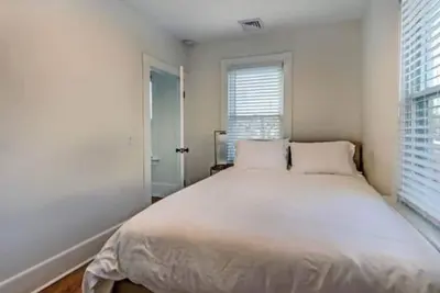 Image de Downtown Mystic, Private Luxury 2br w Free Parking
