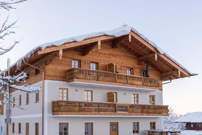 Image de My Stay Holiday home between Chiemsee beach & Kampenwand for up to 8 pers, 155sqm