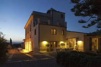 Image de Villa Ă Gaffe avec 19 chambres Ă coucher, 36 couchages