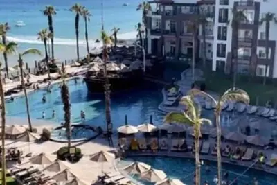 Image de 2 Bed Room Ocean and City views sleeps 6: Villa Arco: Cabo\n1/25/25 to 2/1/2025