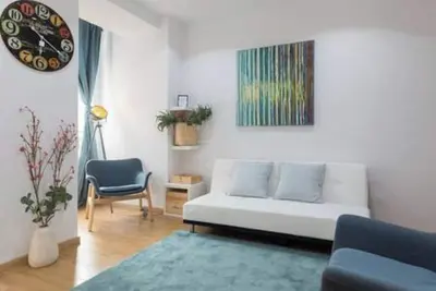 Image de 4 Colorful Fresh Flats | Batalha by Host Wise