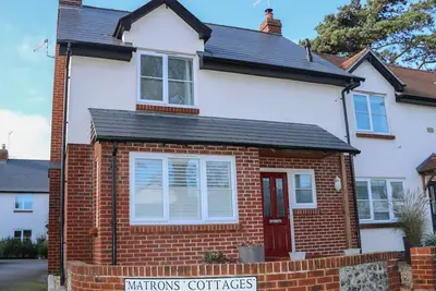 Image de 1 Matrons Cottages, pet friendly, with open fire in East Preston