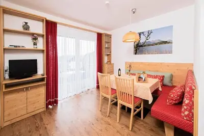 Image de Ferienhaus Kleinobir - Ilsenhof am Turnersee